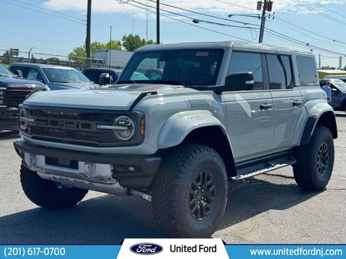 Used 2024 Ford Bronco Raptor w/ Interior Carbon Fiber Pack 6 AWD/4WD image 2