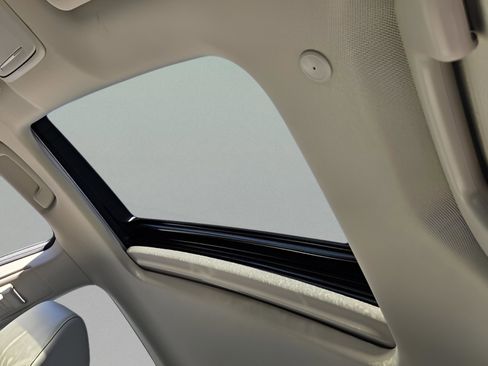 New 2025 Honda Accord EX-L image 18