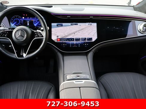 Certified 2023 Mercedes-Benz EQS 580 4MATIC SUV w/ Exclusive Trim Package image 19