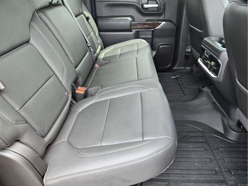 Used 2019 GMC Sierra 1500 SLT AWD/4WD image 29