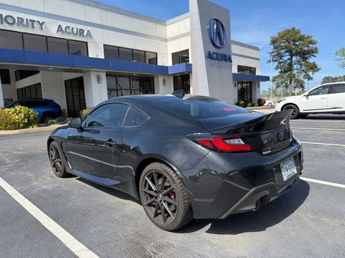 Used 2025 Toyota GR86 Premium w/ Performance Package image 4