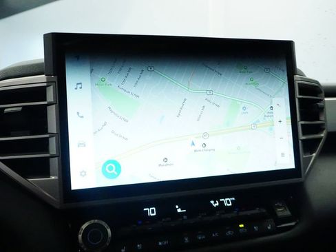 Used 2025 Toyota Tundra Limited image 31