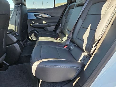 New 2026 Chevrolet Equinox EV LT w/ LPO, Blackout Package image 15