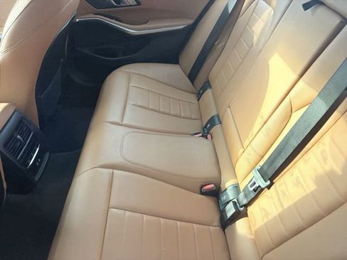 Used 2021 BMW 330i Sedan RWD image 7