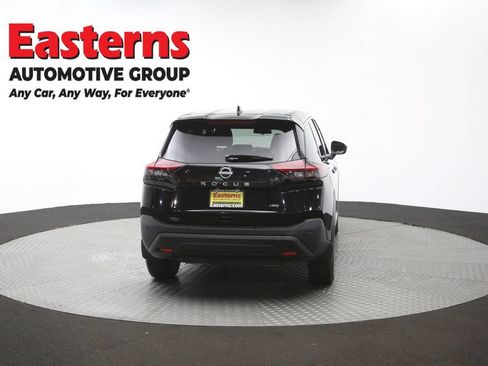 Used 2023 Nissan Rogue S AWD/4WD image 37