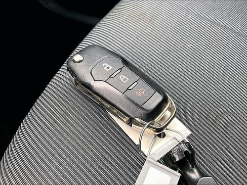 Certified 2022 Ford Maverick XL FWD image 11