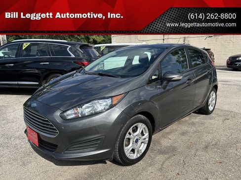 Used 2016 Ford Fiesta SE FWD image 1
