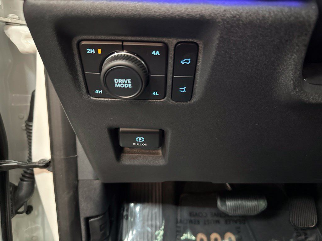 Used 2025 Ford Expedition King Ranch AWD/4WD image 34