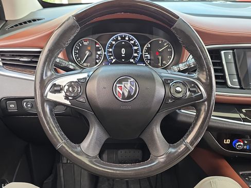 Used 2021 Buick Enclave Avenir w/ Avenir Technology Package FWD image 14