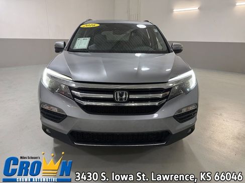 Used 2016 Honda Pilot Touring image 1