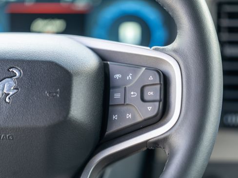 Used 2025 Ford Bronco Outer Banks AWD/4WD image 19