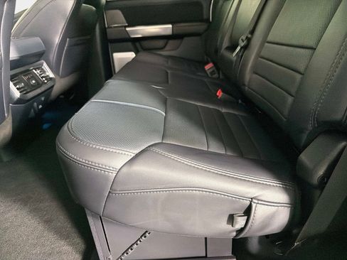 Used 2025 Ford F350 Platinum AWD/4WD image 31