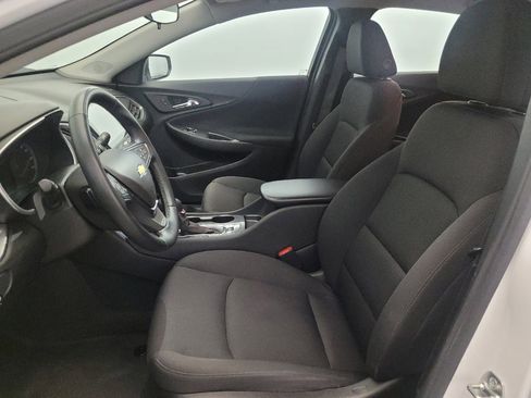 Used 2025 Chevrolet Malibu RS image 17