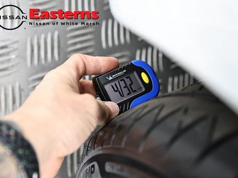 Used 2023 Tesla Model 3 Standard Range image 23