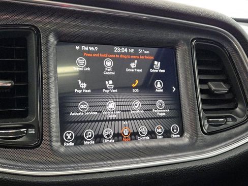 Used 2017 Dodge Challenger R/T Scat Pack w/ Leather Interior Group RWD image 21