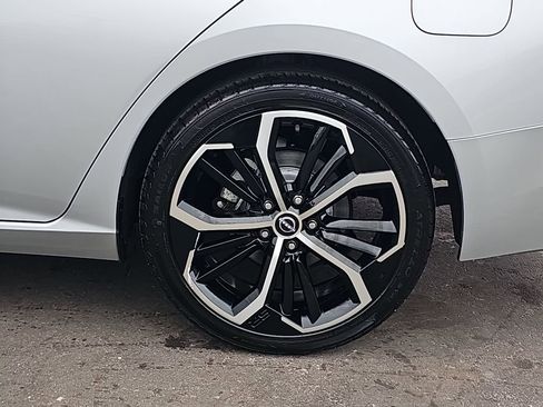 Used 2023 Nissan Altima 2.5 SR image 35