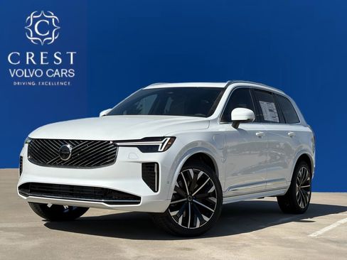 New 2026 Volvo XC90 T8 Plus image 1
