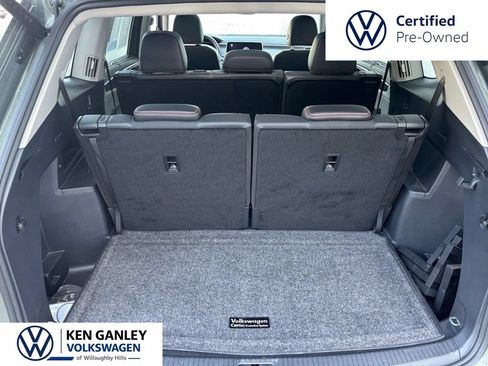 Used 2024 Volkswagen Atlas Peak Edition SE AWD/4WD image 28