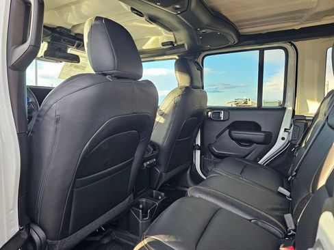 New 2026 Jeep Wrangler Unlimited Sport AWD/4WD image 11