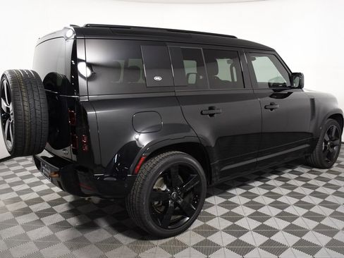 Used 2023 Land Rover Defender 110 X-Dynamic SE AWD/4WD image 7