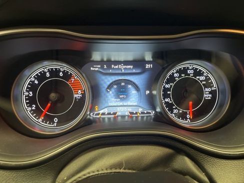 Used 2019 Jeep Cherokee Limited image 20