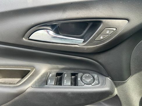 Used 2019 Chevrolet Equinox LT AWD/4WD image 13