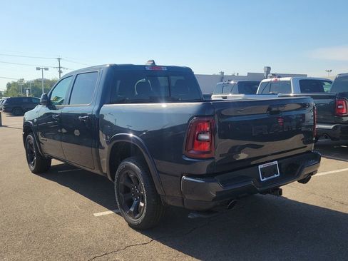 New 2026 RAM 1500 4x4 Crew Cab image 3