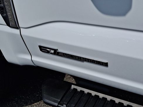 Used 2026 Ford F250 XL AWD/4WD image 8