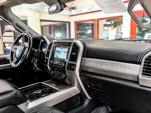 Used 2018 Ford F250 Lariat w/ Lariat Value Package image 13