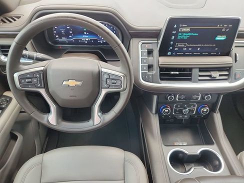 Used 2023 Chevrolet Tahoe LT w/ Luxury Package AWD/4WD image 11