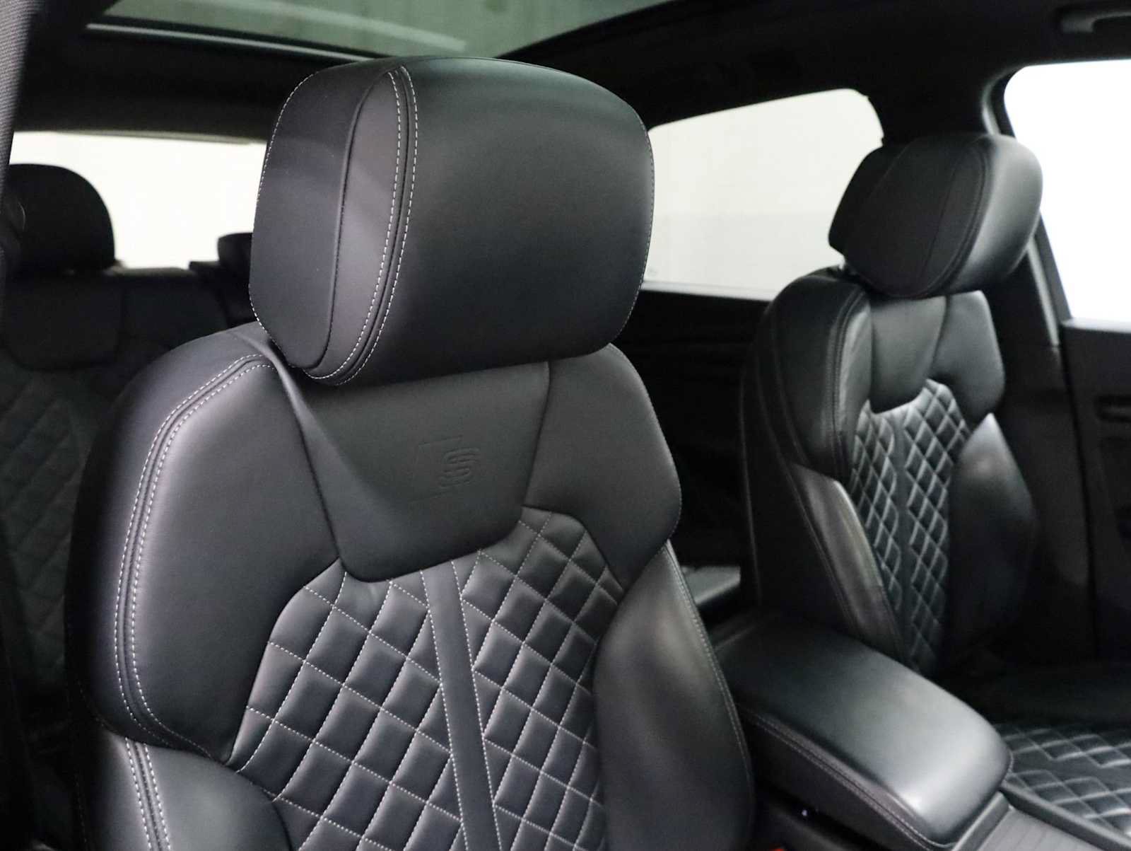 Used 2020 Audi SQ5 Premium Plus w/ Premium Plus Package AWD/4WD image 21