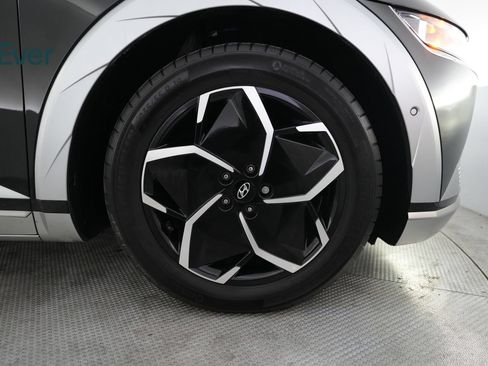 Used 2024 Hyundai Ioniq 5 Limited RWD image 20