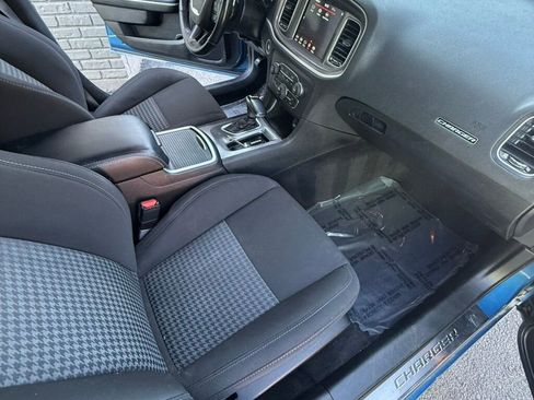 Used 2022 Dodge Charger GT image 39