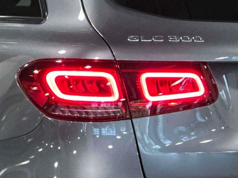 Certified 2022 Mercedes-Benz GLC 300 4MATIC image 8