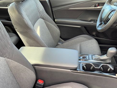 Certified 2025 Toyota Camry LE image 13