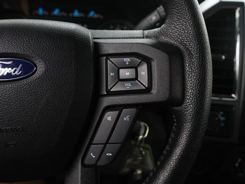 Used 2015 Ford F150 XLT w/ Equipment Group 302A Luxury AWD/4WD image 28