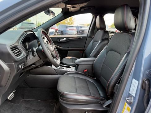 Used 2023 Ford Escape ST-Line AWD/4WD image 10