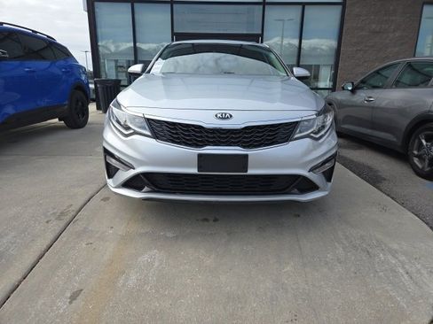 Used 2020 Kia Optima LX image 8