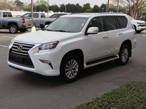 Used 2019 Lexus GX 460 Premium image 5