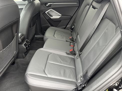 Certified 2025 Audi Q3 2.0T Premium w/ Convenience Package image 6