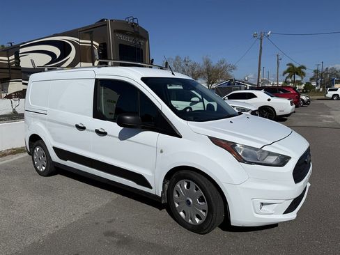 Used 2021 Ford Transit Connect XLT image 5