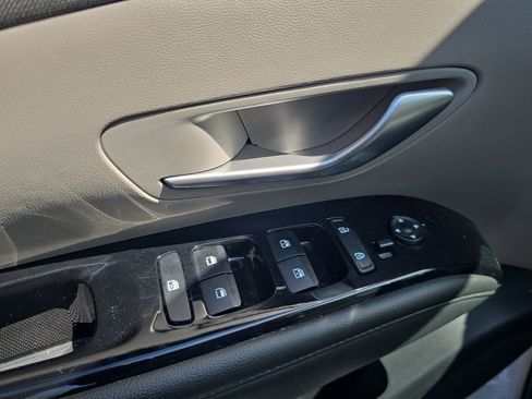 Used 2024 Hyundai Tucson Limited image 11