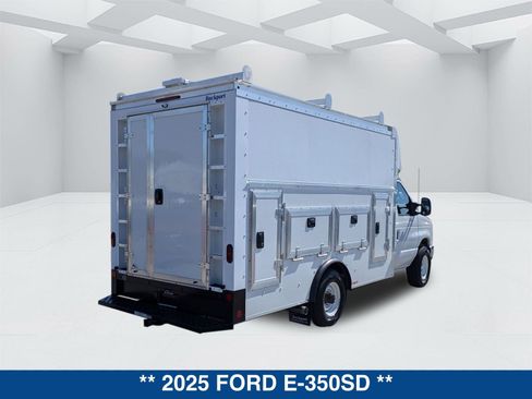 New 2025 Ford E-350 and Econoline 350 Super Duty w/ Power Equipment Group image 5