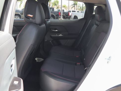 Used 2025 Nissan Kicks SR w/ SR Premium Package FWD image 44