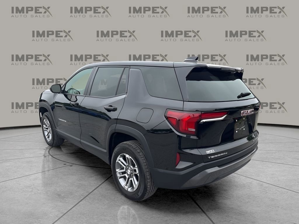 Used 2026 GMC Terrain Elevation FWD image 3