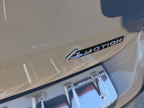 Used 2023 Volkswagen Taos SEL image 20