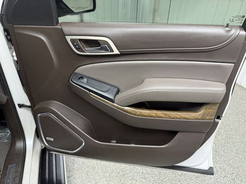 Used 2018 GMC Yukon XL Denali w/ Denali Ultimate Package image 47