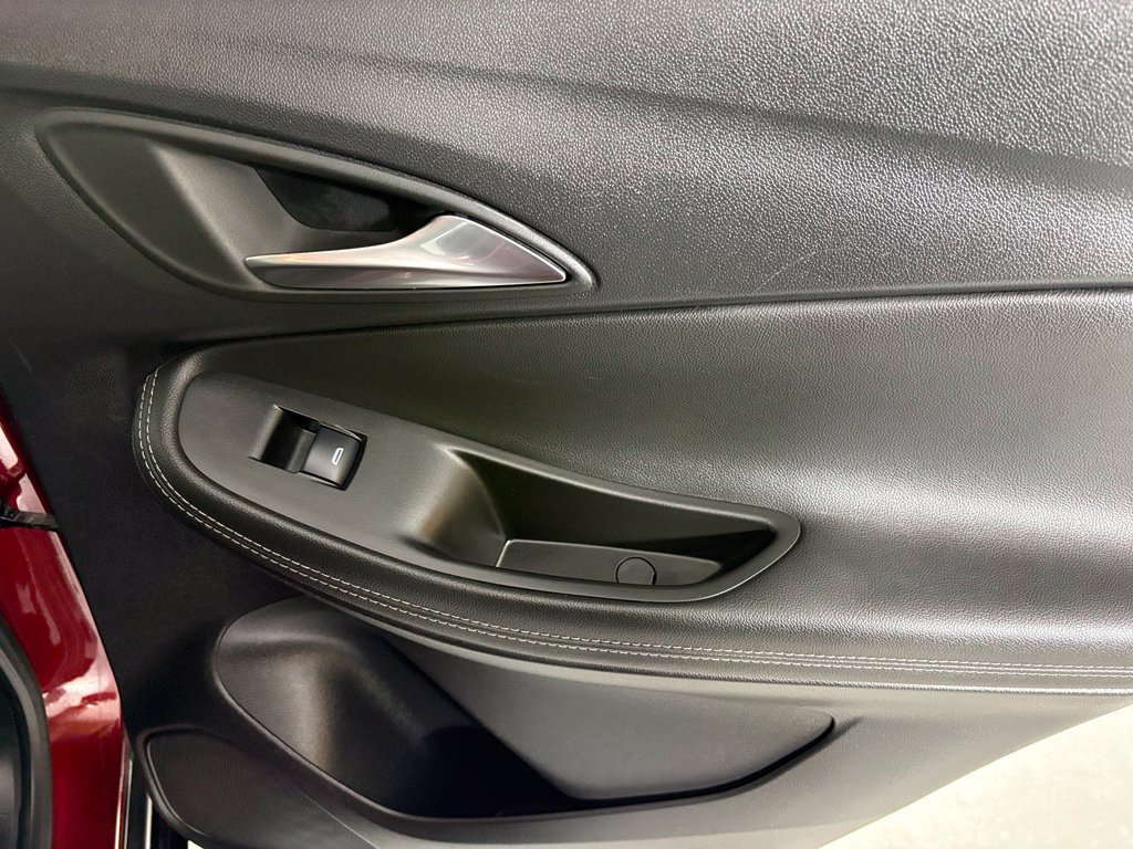 Used 2024 Buick Encore GX Sport Touring FWD image 15