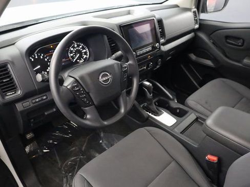 Used 2022 Nissan Frontier S image 9