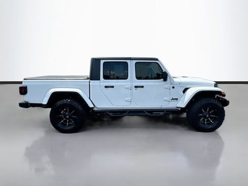Used 2023 Jeep Gladiator Sport AWD/4WD image 8